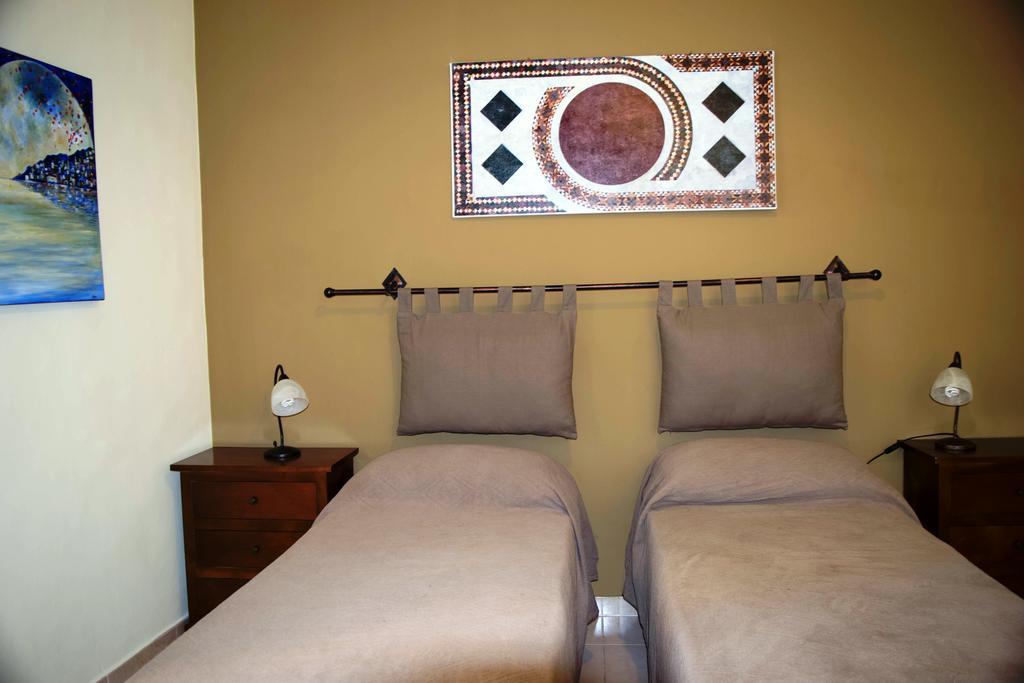 Il Guiscardo B&B Салерно Екстер'єр фото